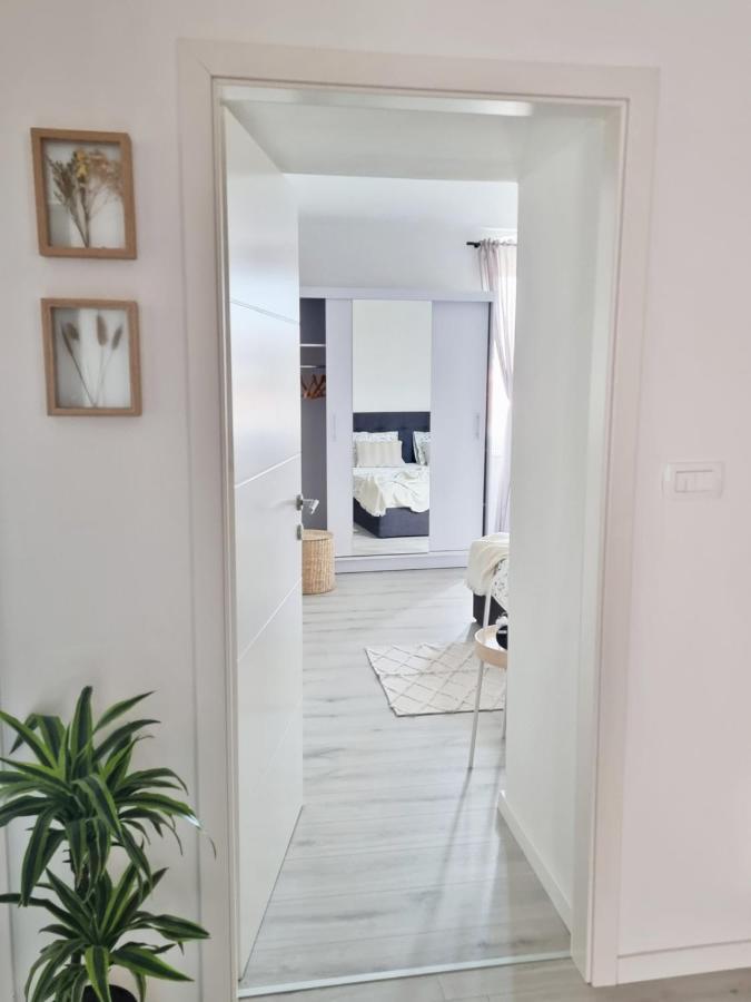 Un Ami Apartment Pula Exterior photo